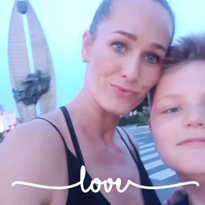 Meet your Posher, Anetta